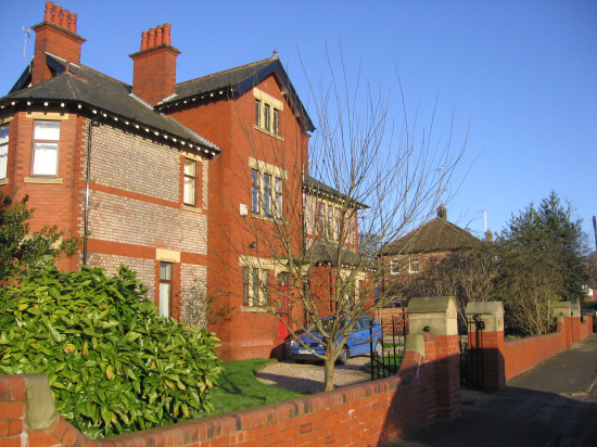 /shed/ShedImages/Photos/693_6_St Martins Vicarage, Crescent Park, Heaton Norris.jpg